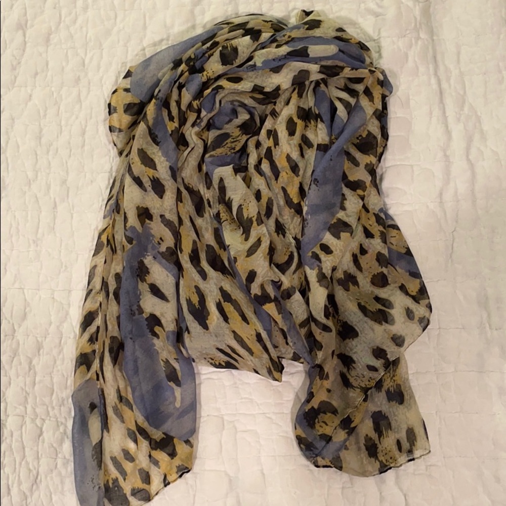 Cheetah Scarf
